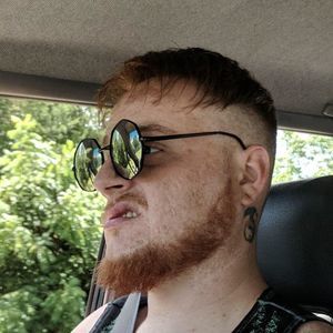 Meet your Posher, Tyler